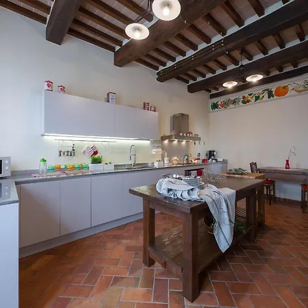 Villa In Umbria With Saltwater Pool 度假居 *