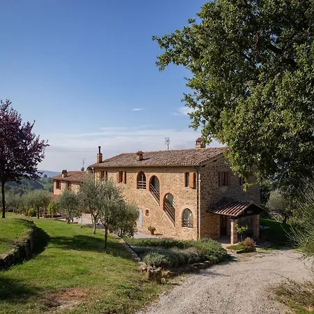 Villa In Umbria With Saltwater Pool بيت للعطل *